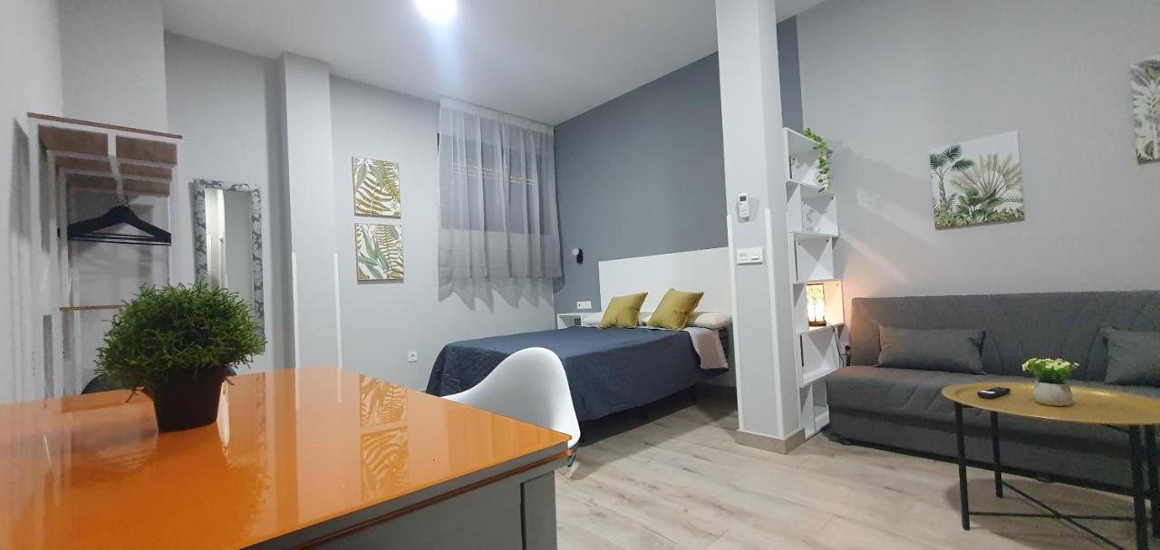 Apartamentos Las Trece Llaves Jacuzzi Bajo Reserva Merida Exterior photo